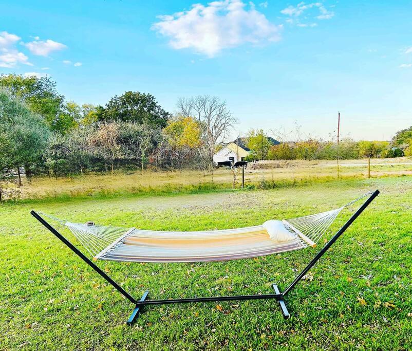 Beautiful Farmhouse W/ Pool On 6 Acres Ranch Aubrey Exterior photo